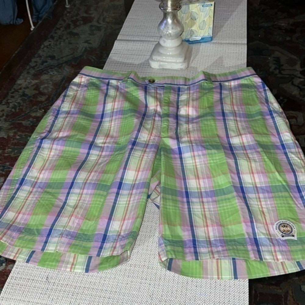 Cutter & Buck Men's green purple Plaid 10 Golf Shorts size40, performance